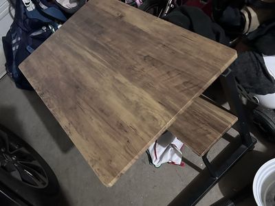 Small desk - excellent condition