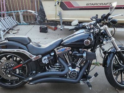 2015 Harley Davidson Breakout (FXSB)