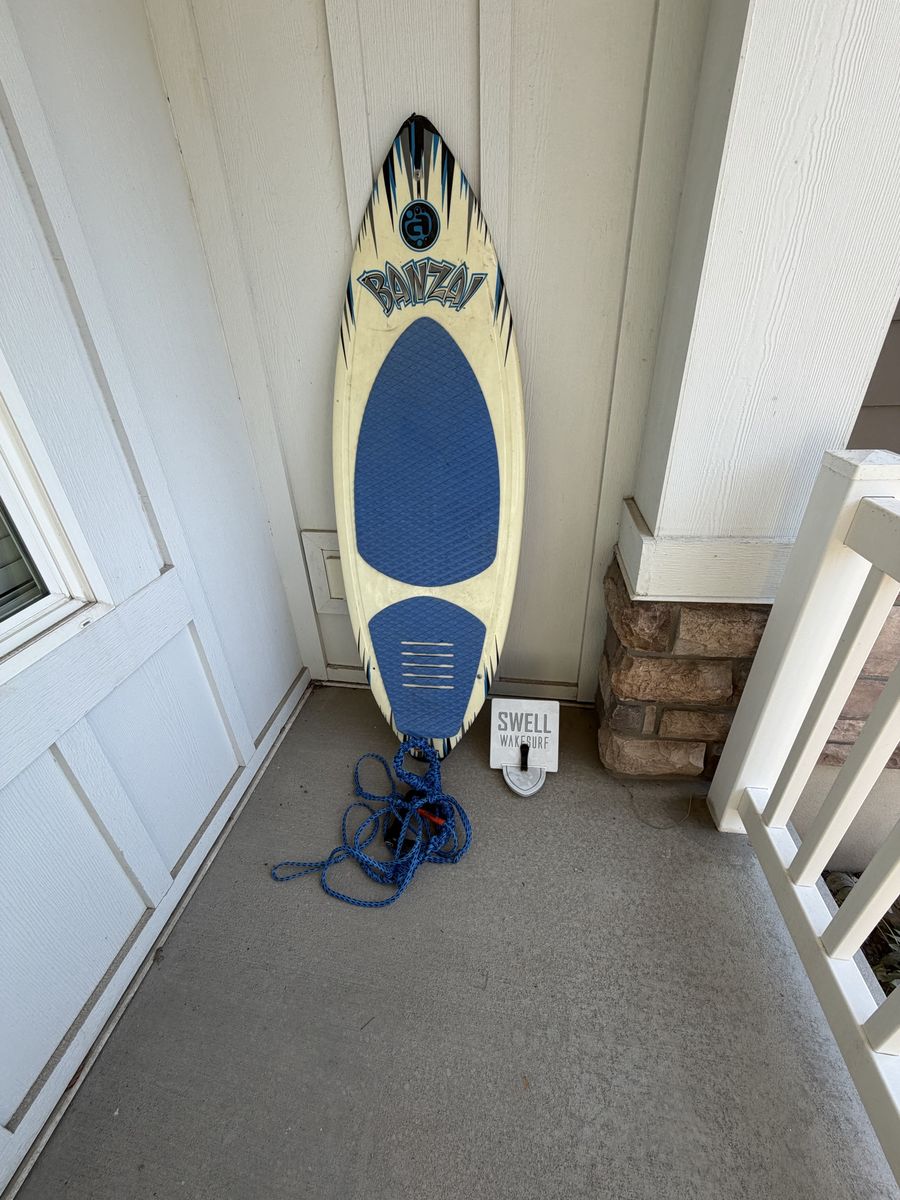 Banzai Wakesurf Board with Swell Wakesurf Shaper and Tow Rope