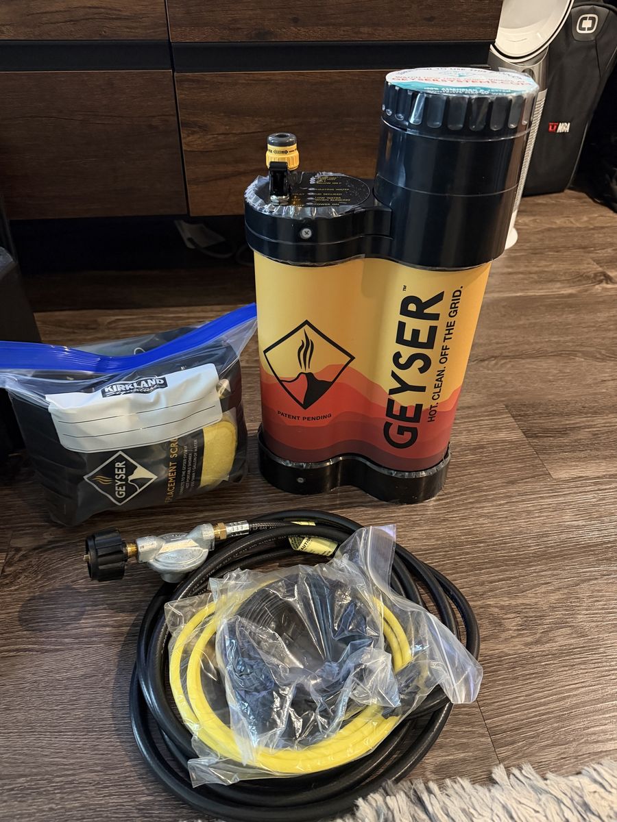 Geyser Systems Hot Off The Grid Portable Shower System with Hose and Accessories