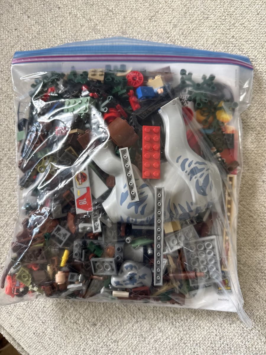 Main image 3
