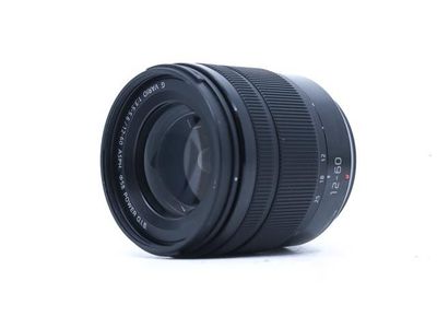 Panasonic 12-60mm f3.5-5.6 lens for Micro 4/3 (m43)—like-new