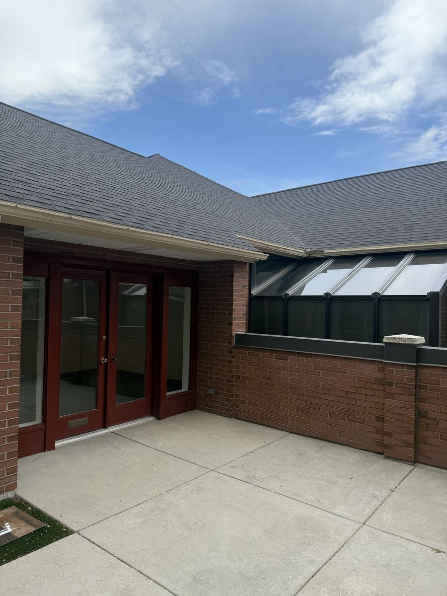 Main image 11