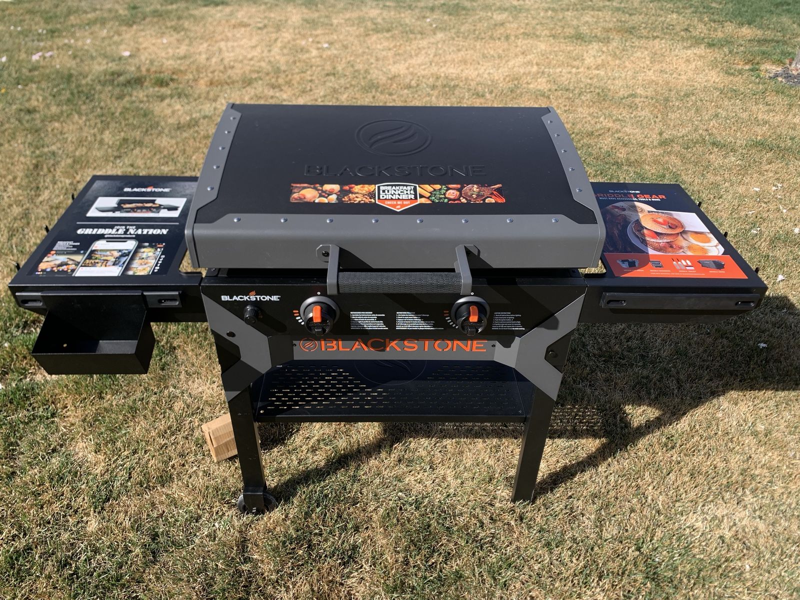 Blackstone 28" 2 Burner Propane Flat Top Griddle