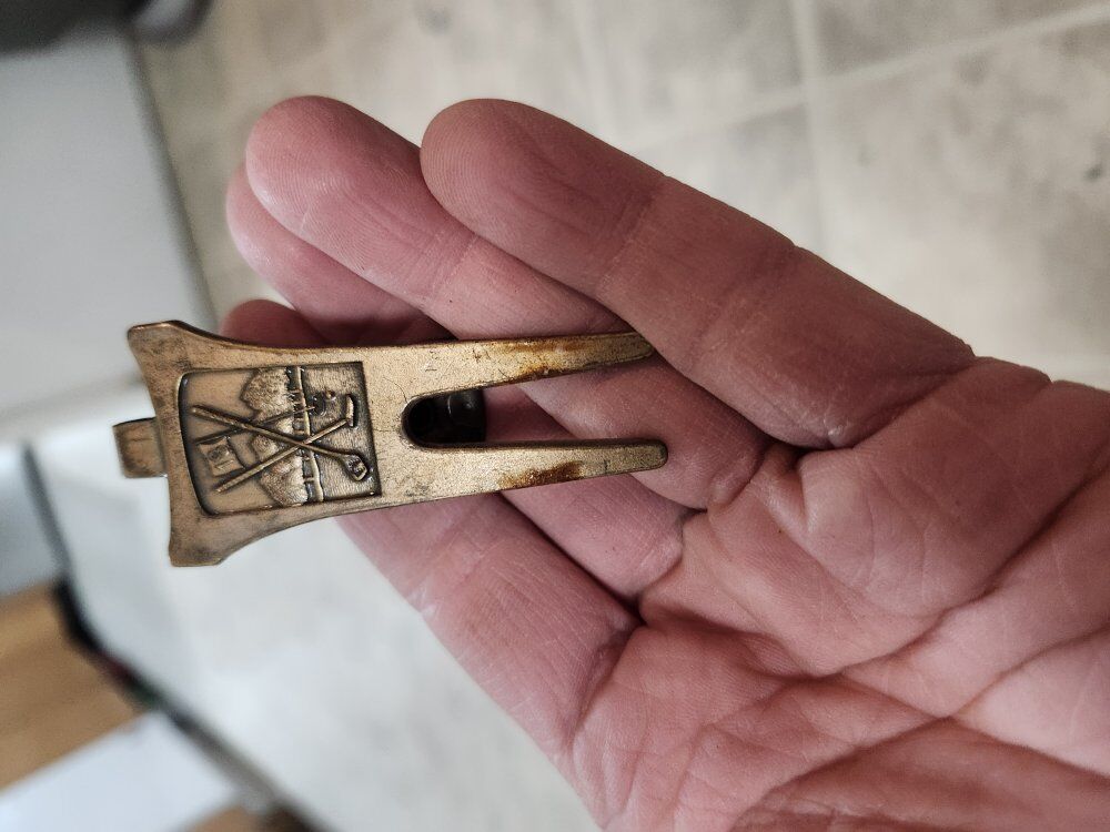 Tons of antiques/vintage items