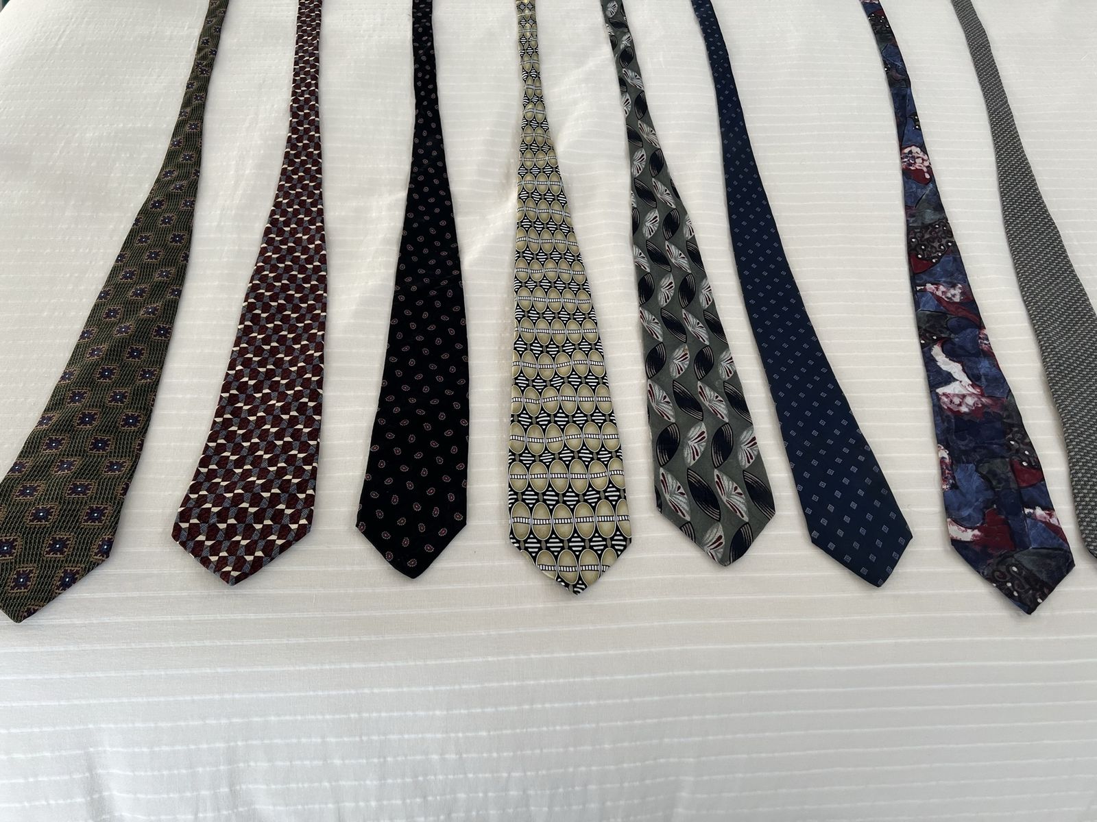 8 Men's Vintage Neckties Patterned & Geometric Silk Ties