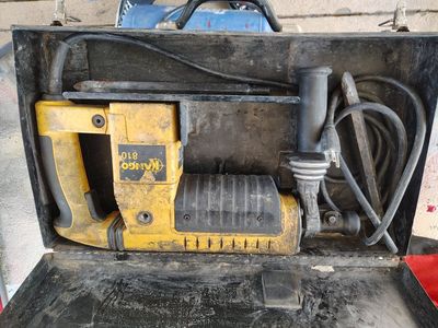 Kango 810 Hammer Drill & Chisel in Case - Heavy Duty Power Tool