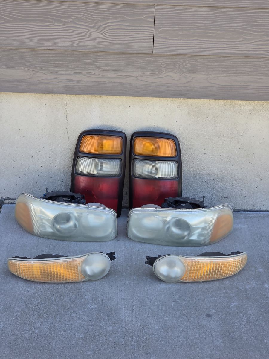 2003-2006 Yukon Denali Lights