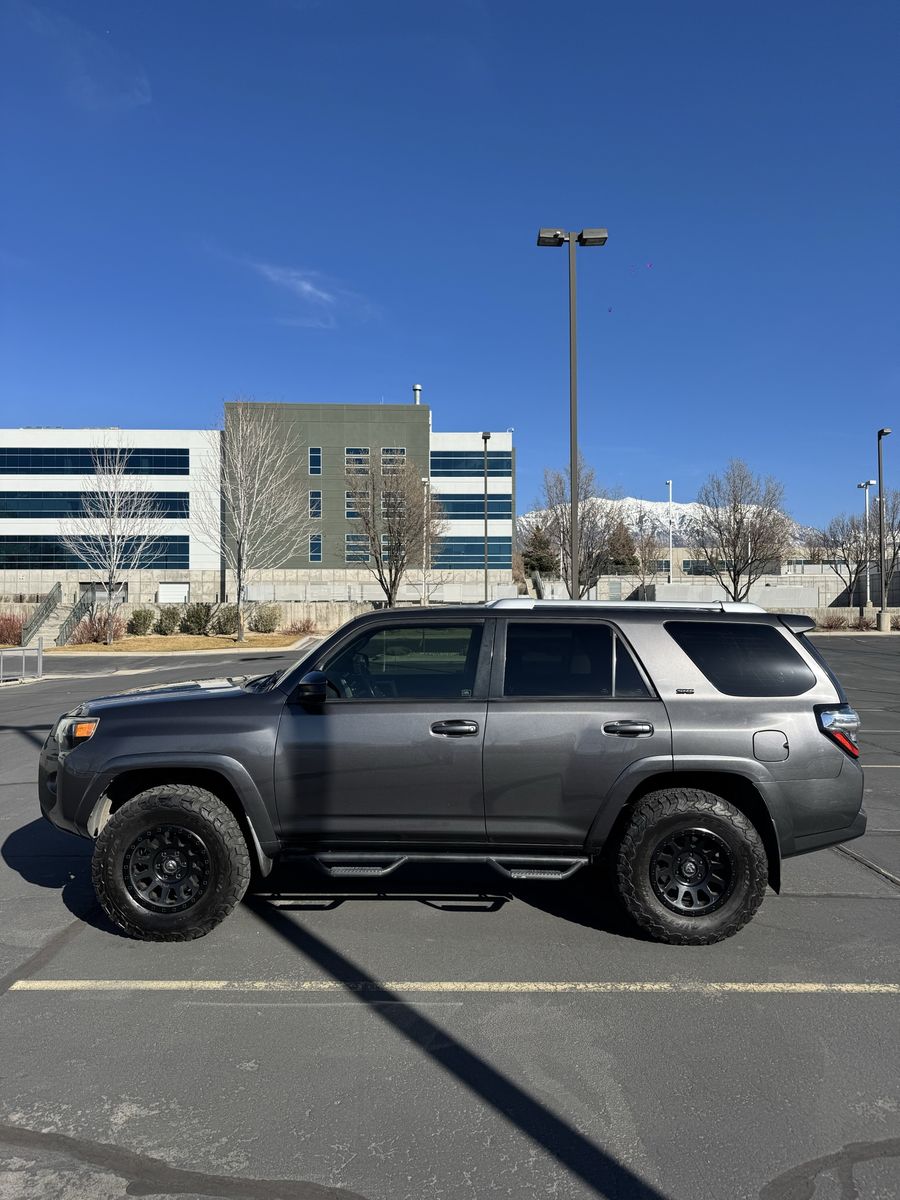 2015 Toyota 4Runner SR5
