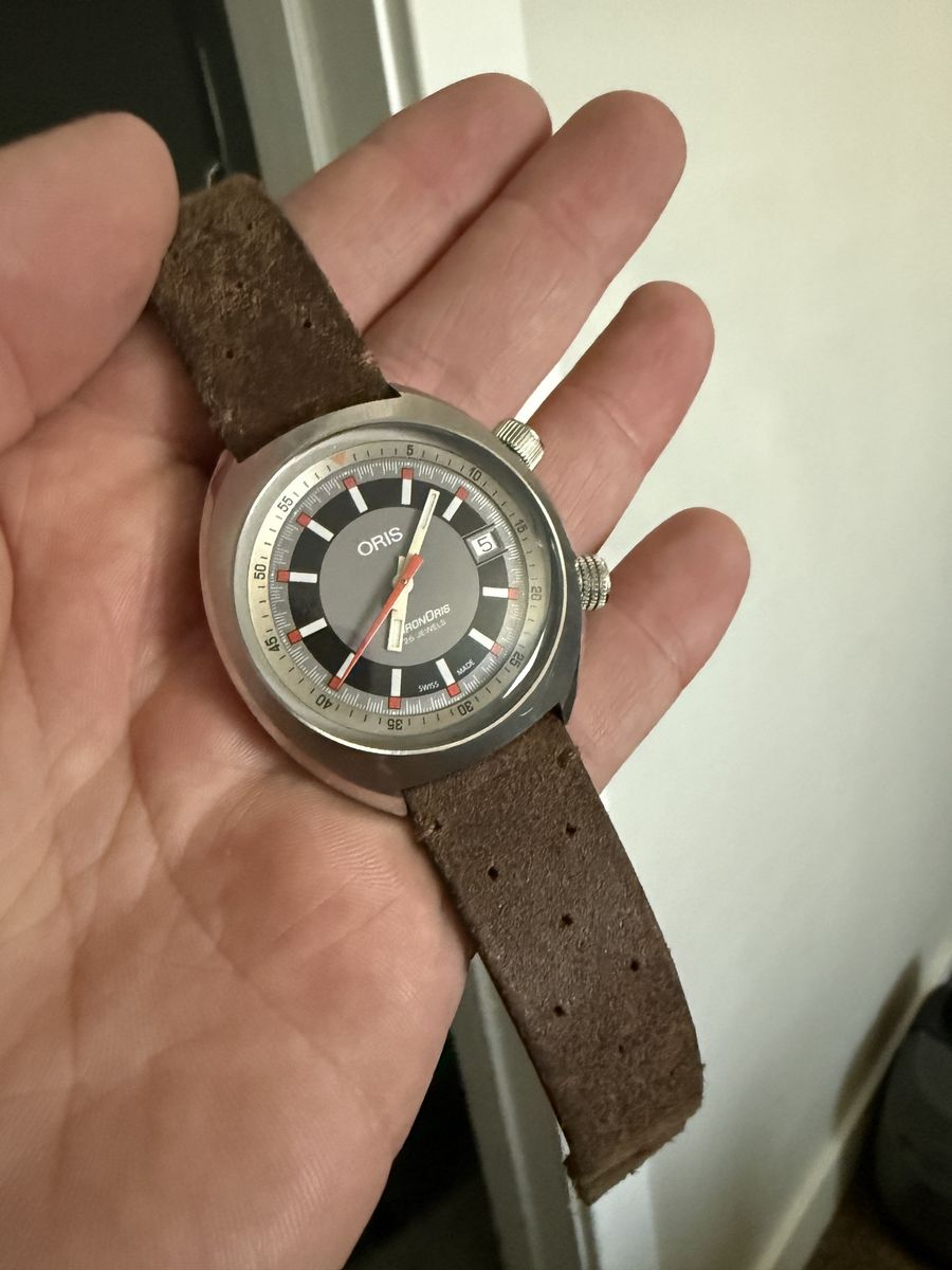 Oris Chronoris 36-Jewel Automatic Movement Watch - Vintage Style with Brown Leather Strap
