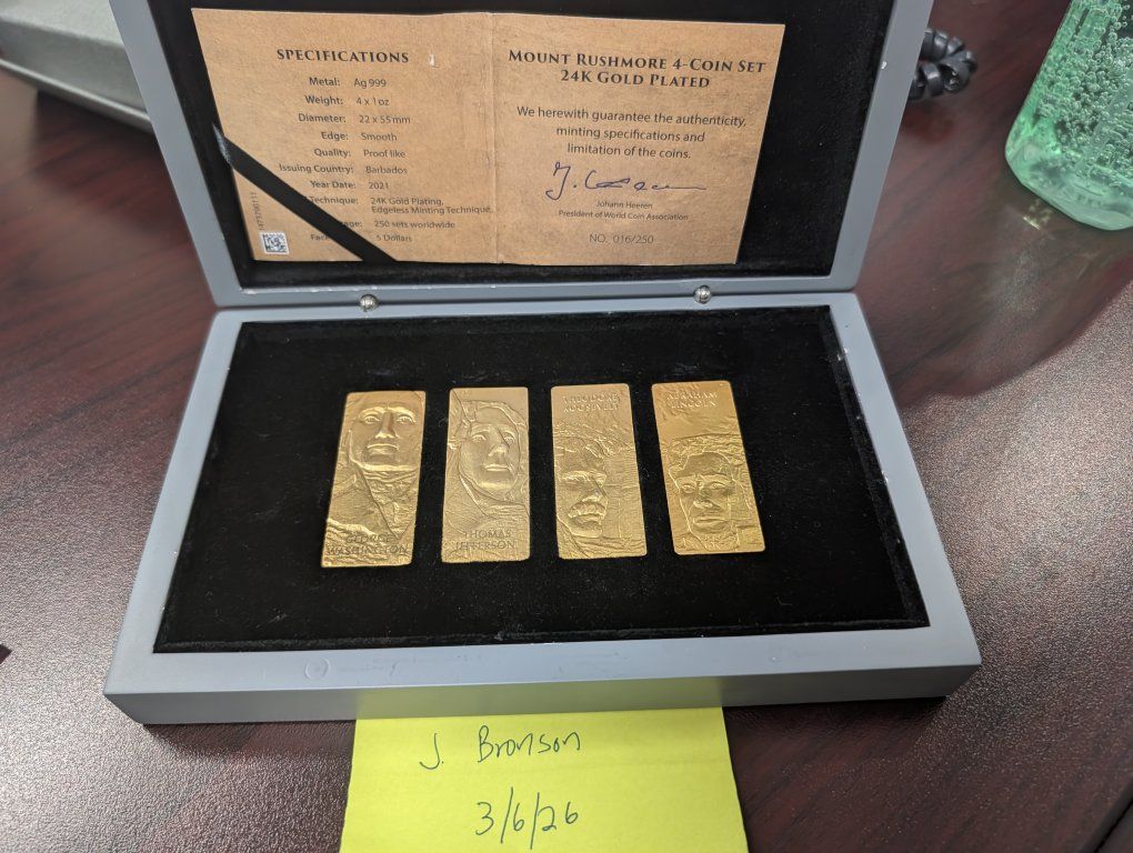 Mt Rushmore silver set