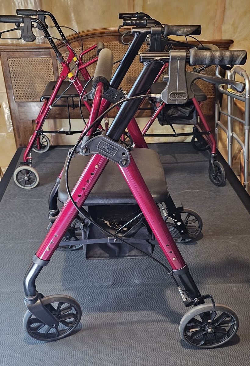 Walkers & Rollators – Estate Sale
