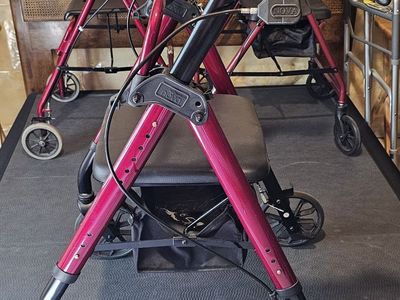 Walkers & Rollators – Estate Sale