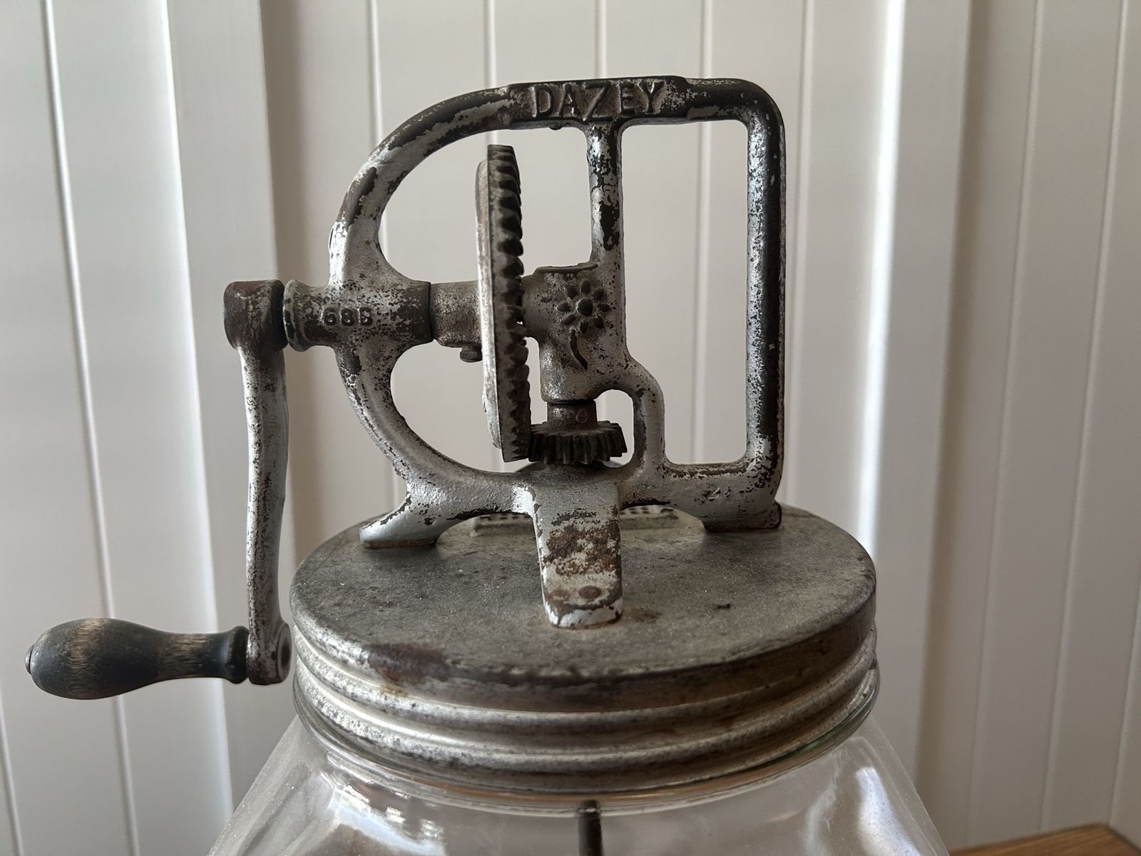 Main image 3