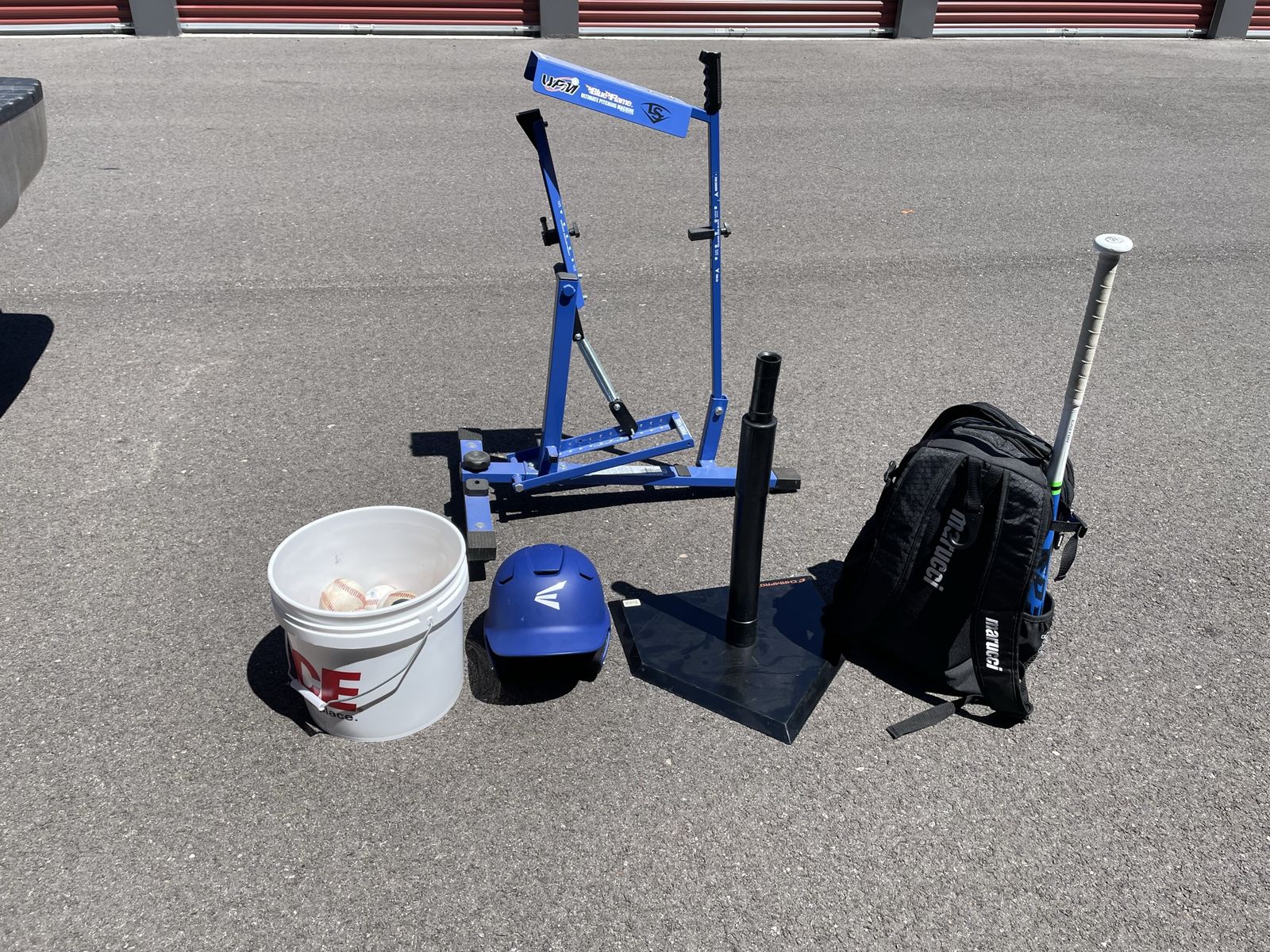 Pitching Machine and Baseball Training Set