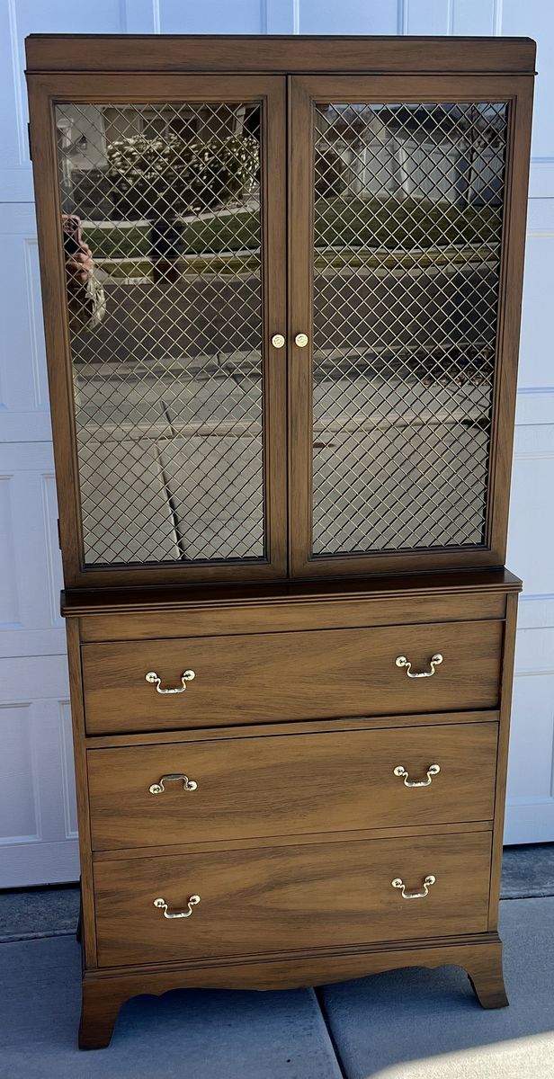 Vintage China Cabinet Hutch - John Stuart - Mid 20th Century