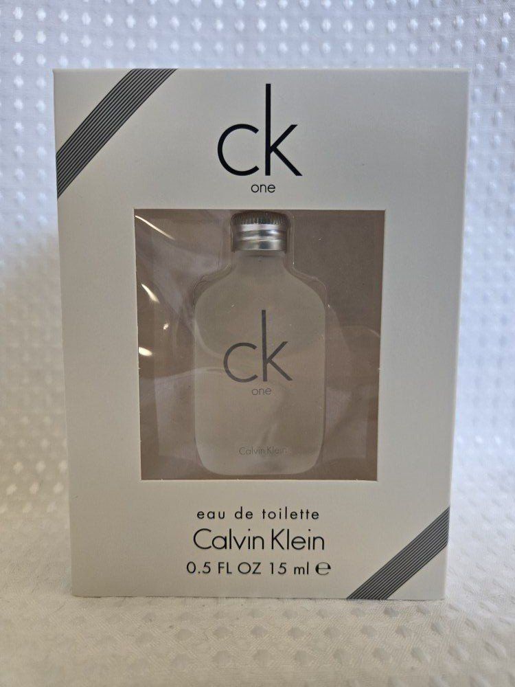 AUTHENTIC Calvin Klein CK One Eau de Toilette 15ml