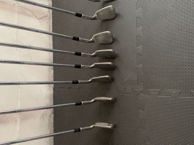 Titleist irons 2-9 with 2 wedges and putter