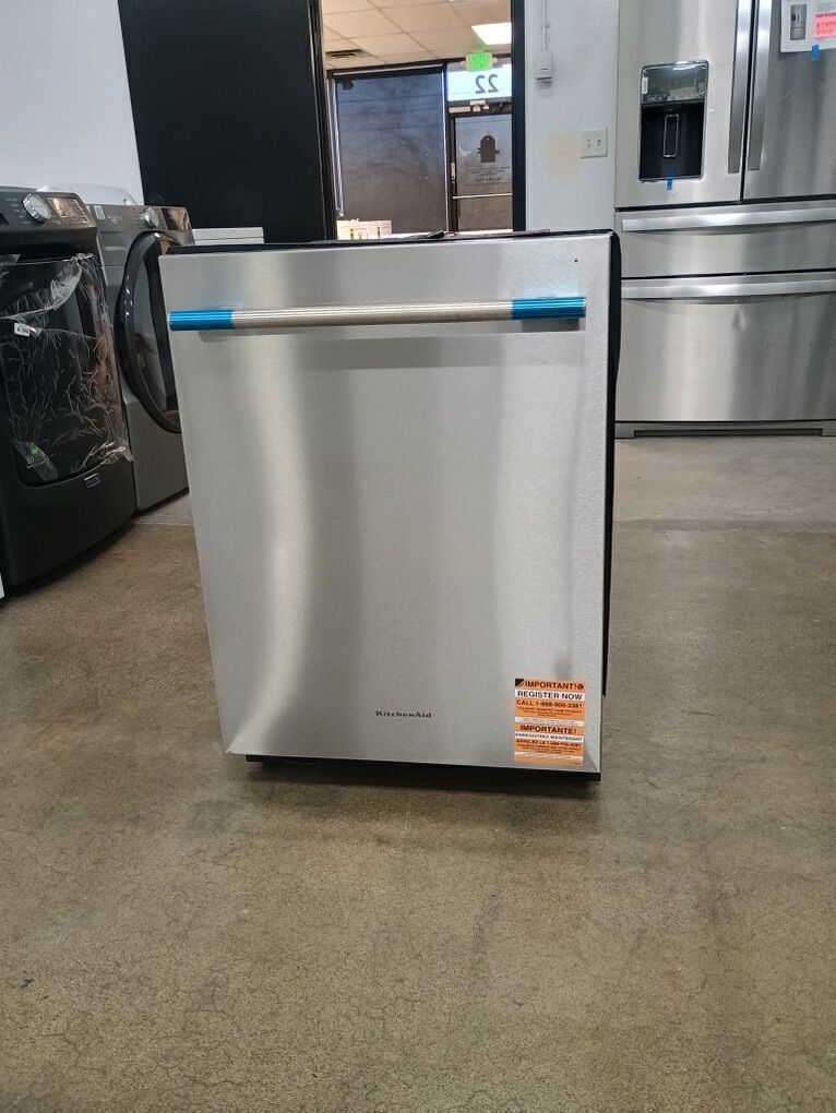 NEW KITCHENAID STAINLESS TOP CONTROL DISHWASHER