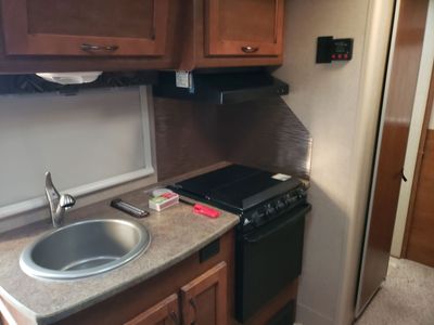 2014 Lance 1575 Camp Trailer