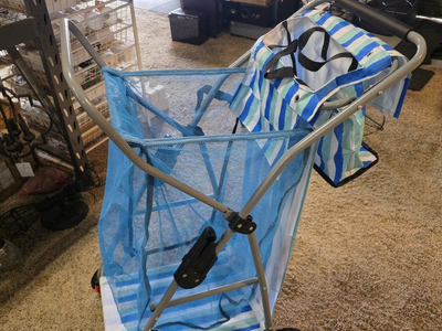 NEW RIO BEACH WONDER WHEELER DELUXE FOLDABLE UTILLITY CART (RETAILS: $111.99)