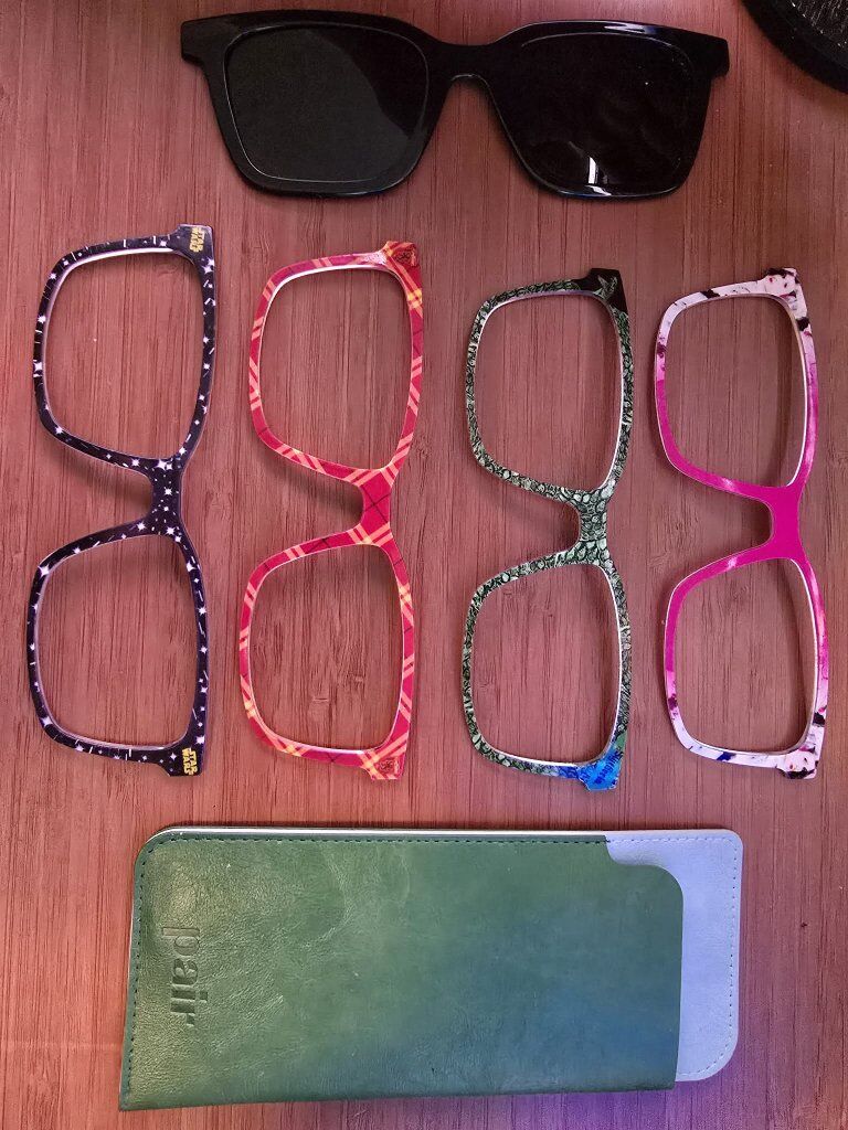 Pair Kirby top frames