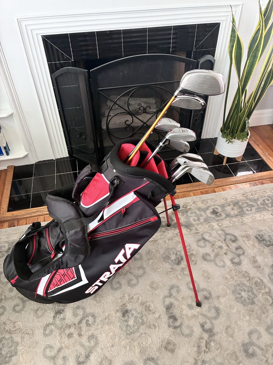 Men’s Callaway strata golf clubs set for sale.