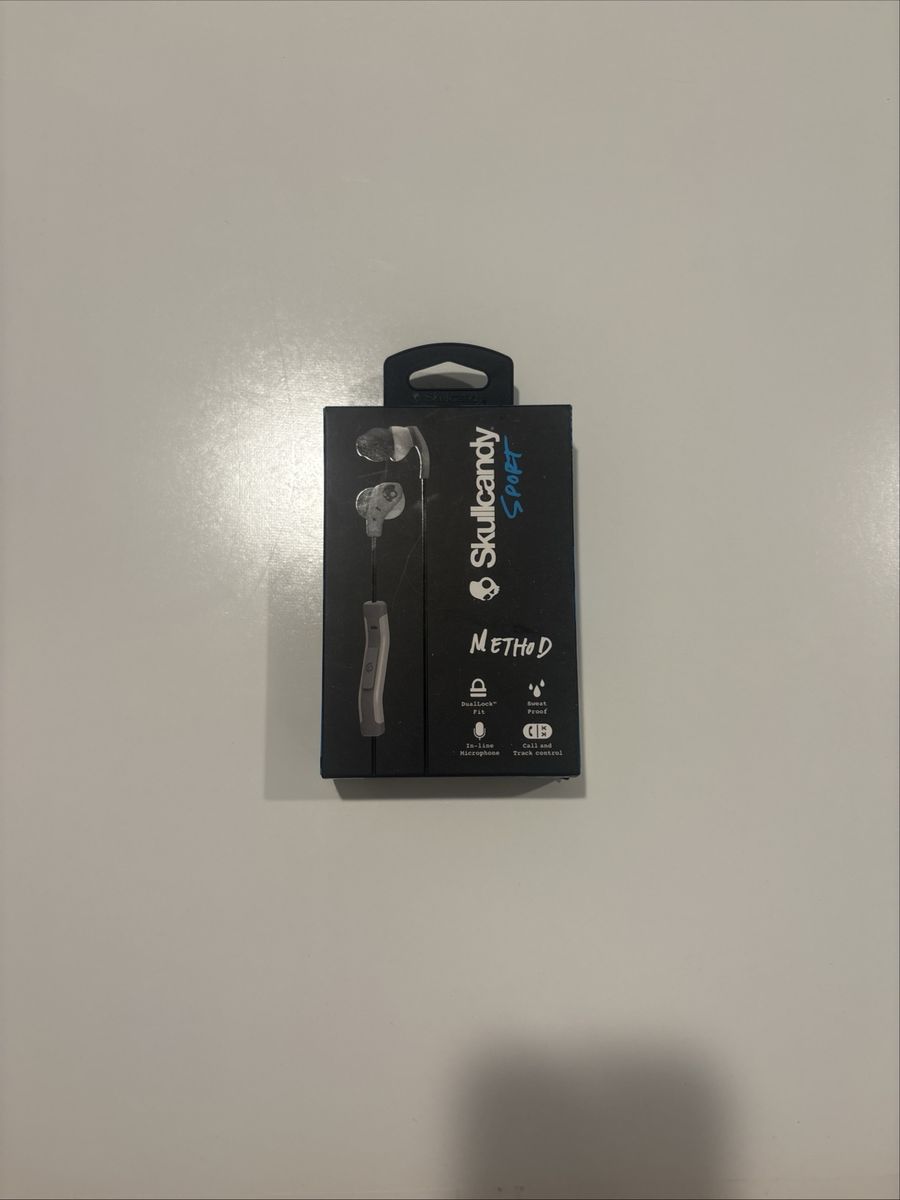 New Skullcandy Method Sport Wired Earbuds – Sealed/Unused