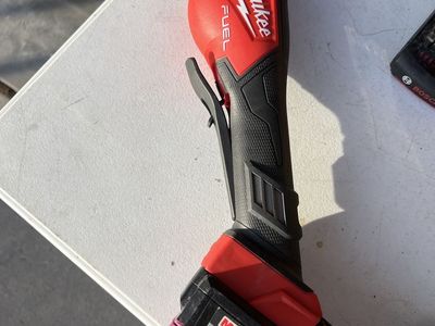 Milwaukee FUEL M18 Cordless Angle Grinder Tool RedLithium High Output XC8.0 Battery