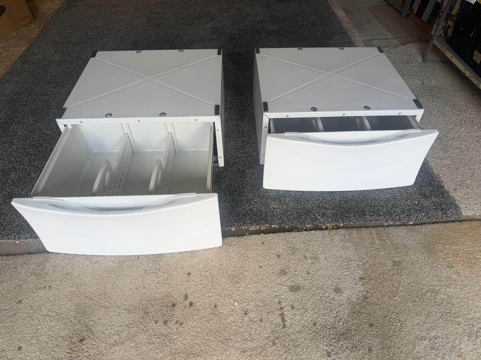 Pair of Whirlpool Duet White Laundry Pedestals with Storage Drawers for Washer/Dryer-