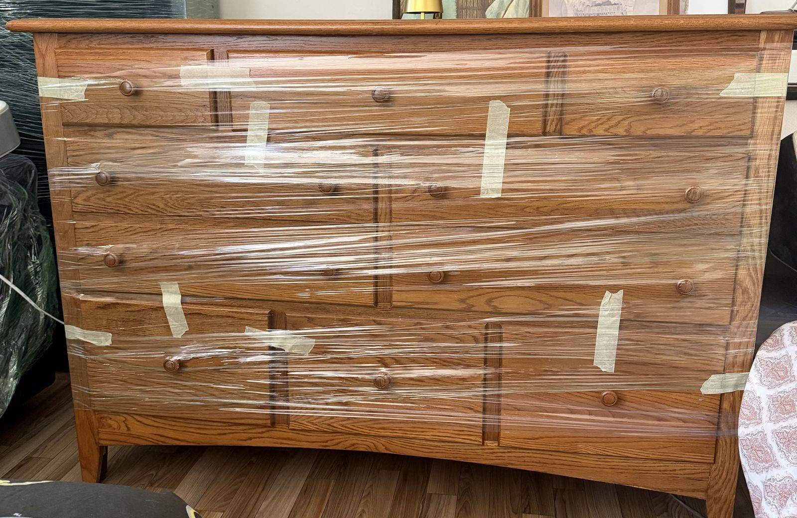 Vintage Solid Wood Dresser – Beautiful Finish (38x18x62)