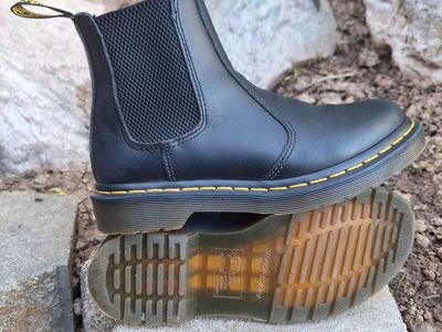 Nice Womens Dr Martins Chelsea Boots Size 6
