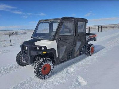 Bobcat Crew Cab Utility Vehicle UTV Side by Side with Enclosure
