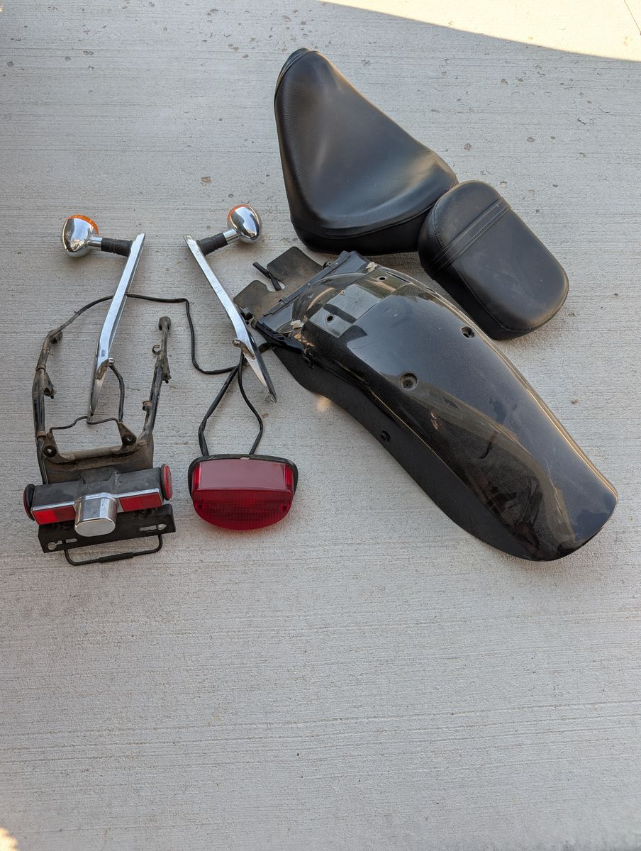 Honda Shadow vlx600 seat, fender and other parts 2006