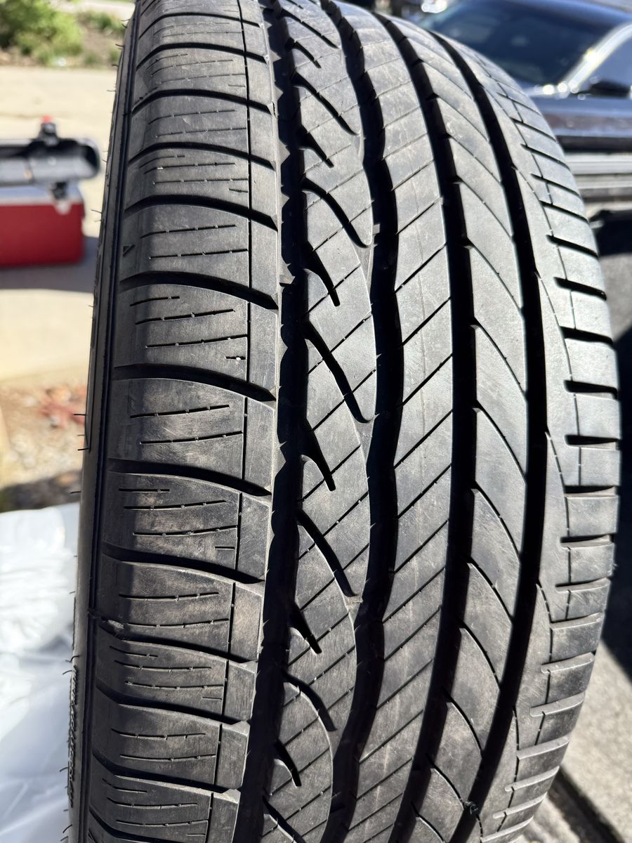 245/45R19 Tires