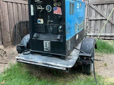 Miller Big Blue 500 Diesel (2007) plus 3,500 hrs with Trailer Included