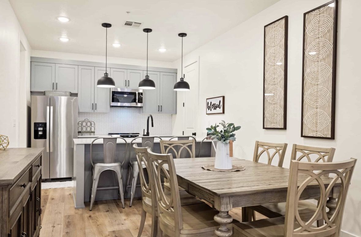 Desert Color Condo for Spring Break