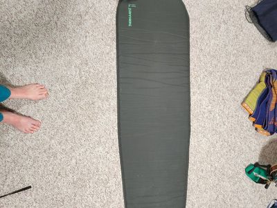 Therm-a-Rest Trail Scout Self-Inflating Sleeping Pad Regular Olive Green Camping Mat