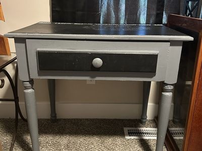 Desk/Vanity