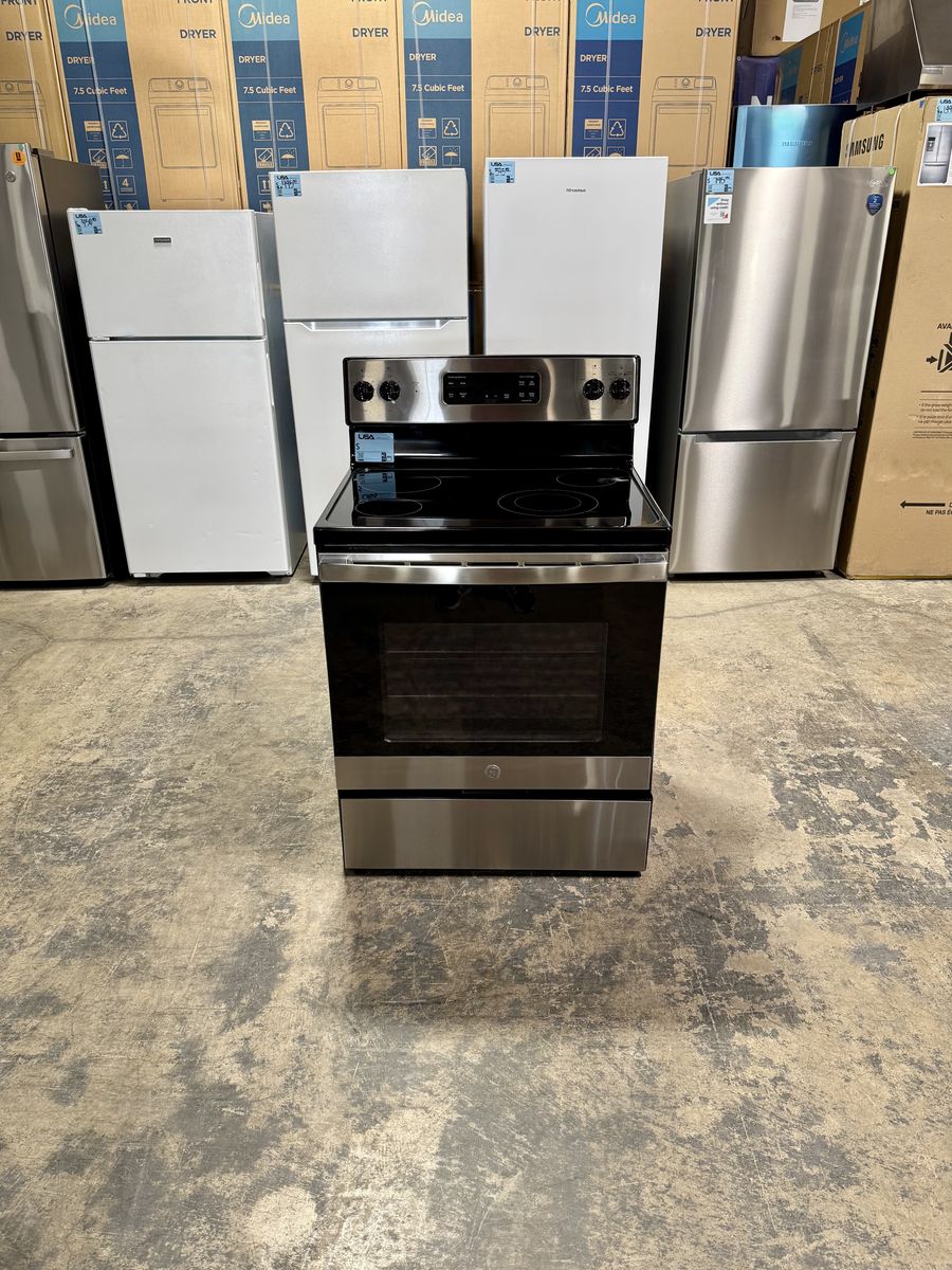 NEW GE STAINLESS STEEL ELECTRIC RANGE