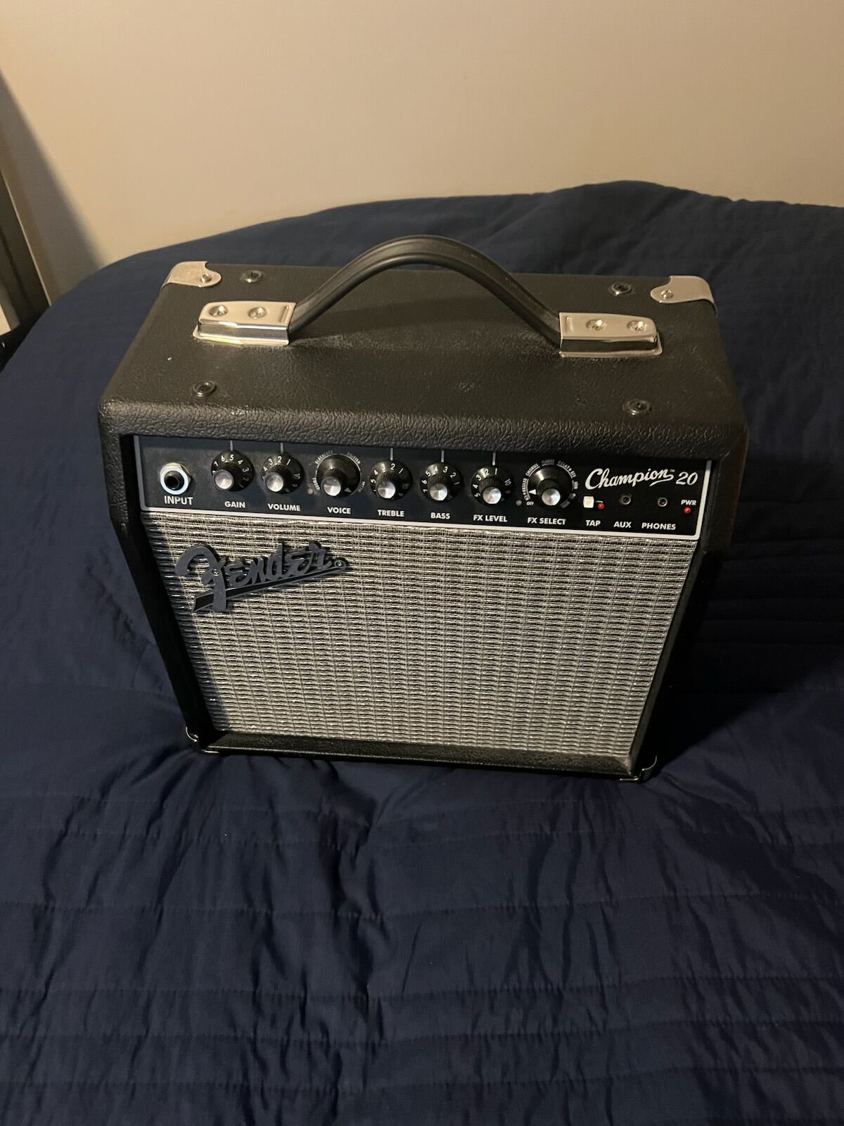 Guitar amp