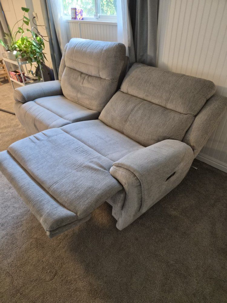 Main image 4