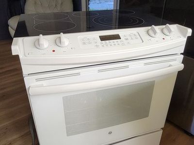 Smooth Top Electric Stove