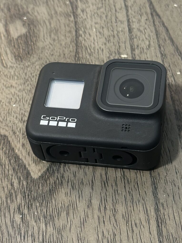 GoPro Hero 8 Black 4k + accessories bundle