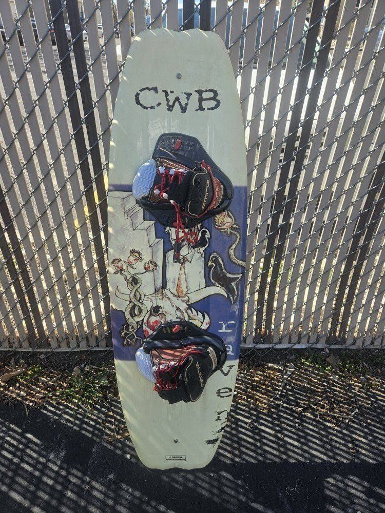 CWB wakeboard