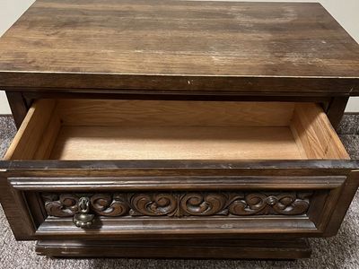 End table