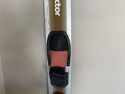 Vector Slalom Water Ski 67”
