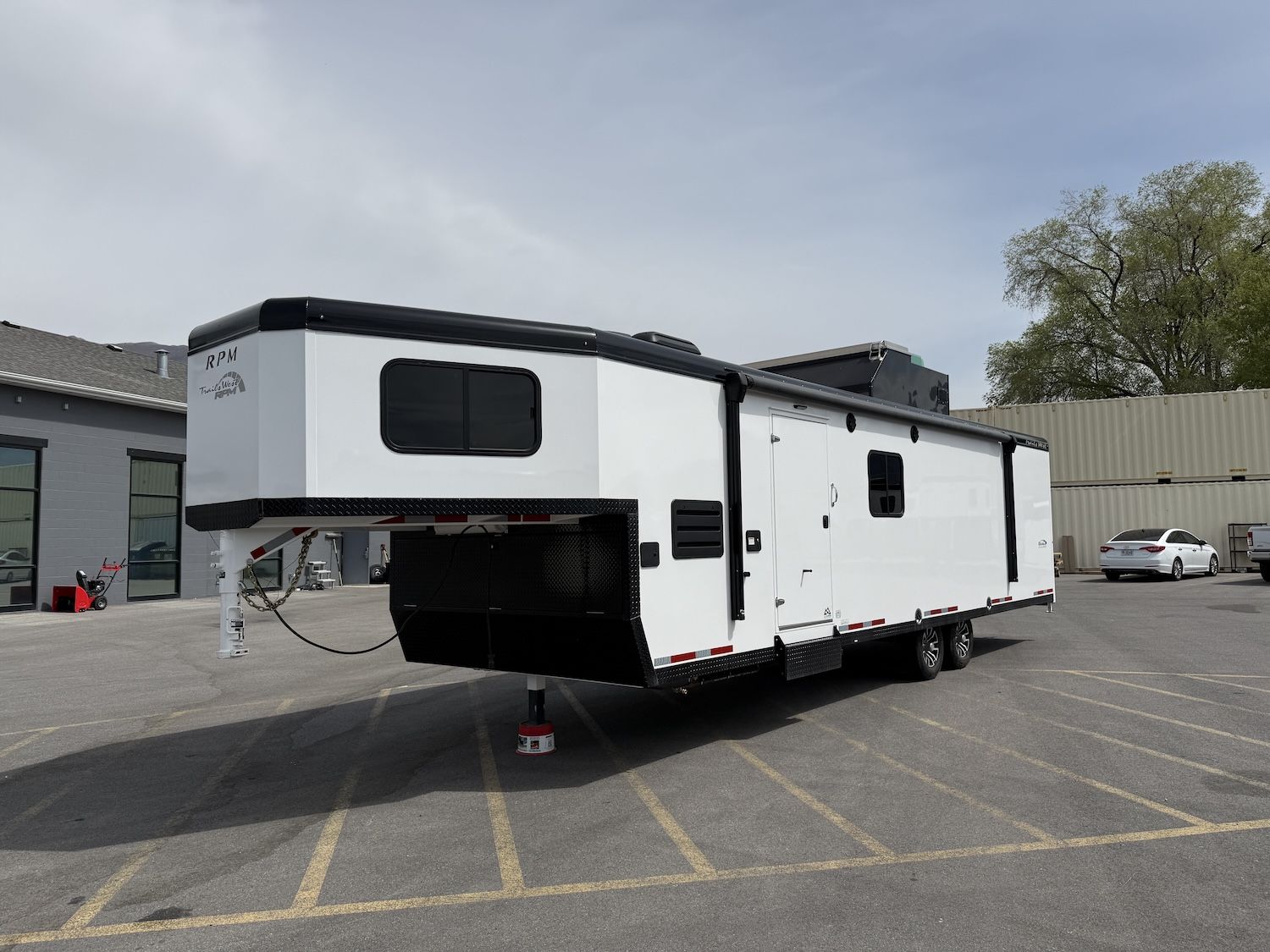 2023 Trails West USED RPM FreeRide 28' GN