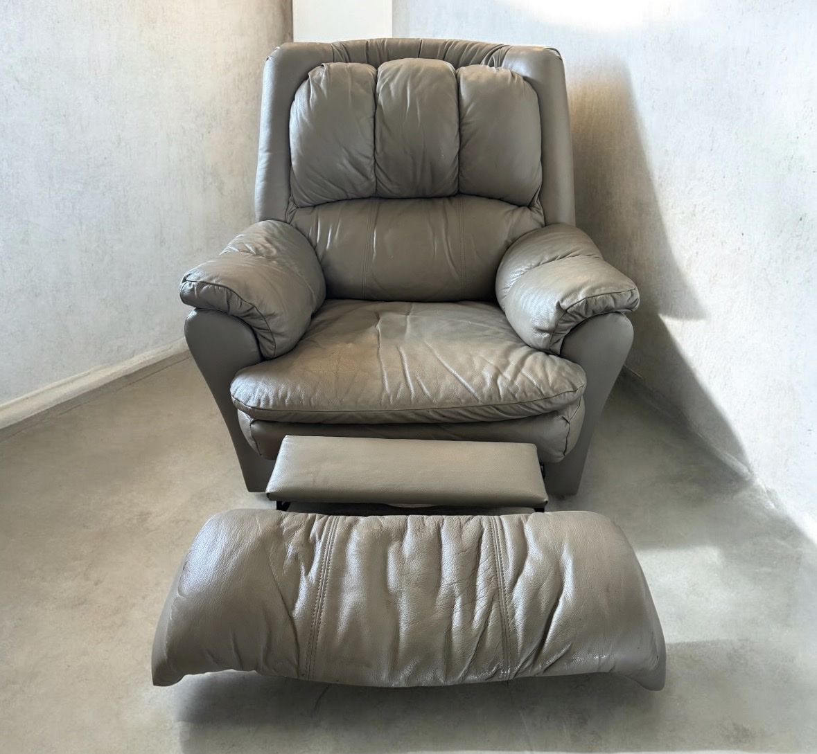 Gray Leather Recliner Armchair with Footrest