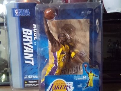 McFarlane Toys NBA Series 9 Kobe Bryant LA Lakers Action Figure #8 Collectible NIB